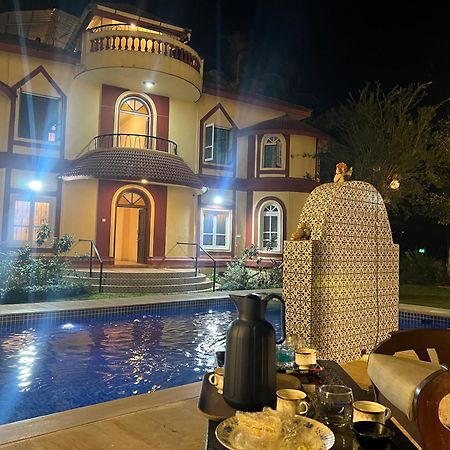 Nerul  David Villa المظهر الخارجي الصورة